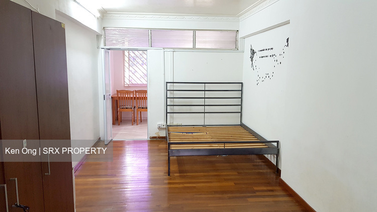 Tampines Street 42 thumbnail photo
